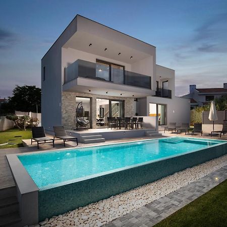 Villa Leola Ližnjan Exteriör bild