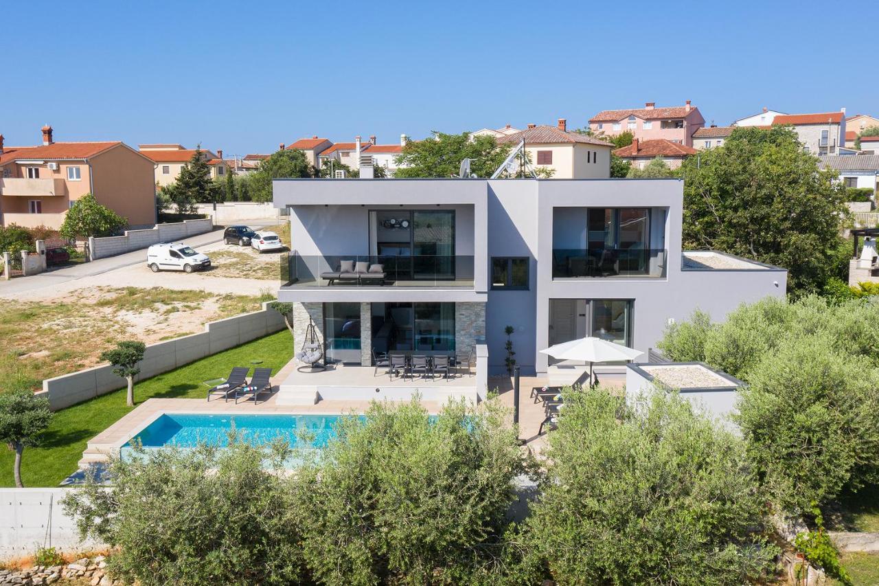 Villa Leola Ližnjan Exteriör bild